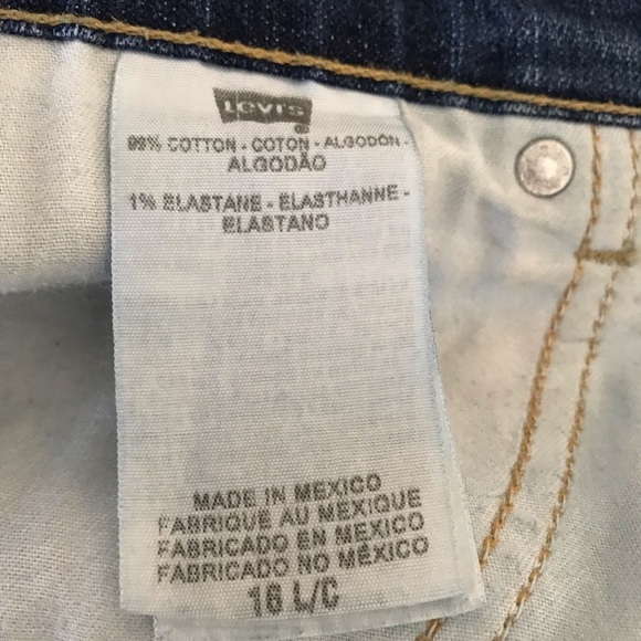 Levi Bootcut Jeans - Picture 3 of 9